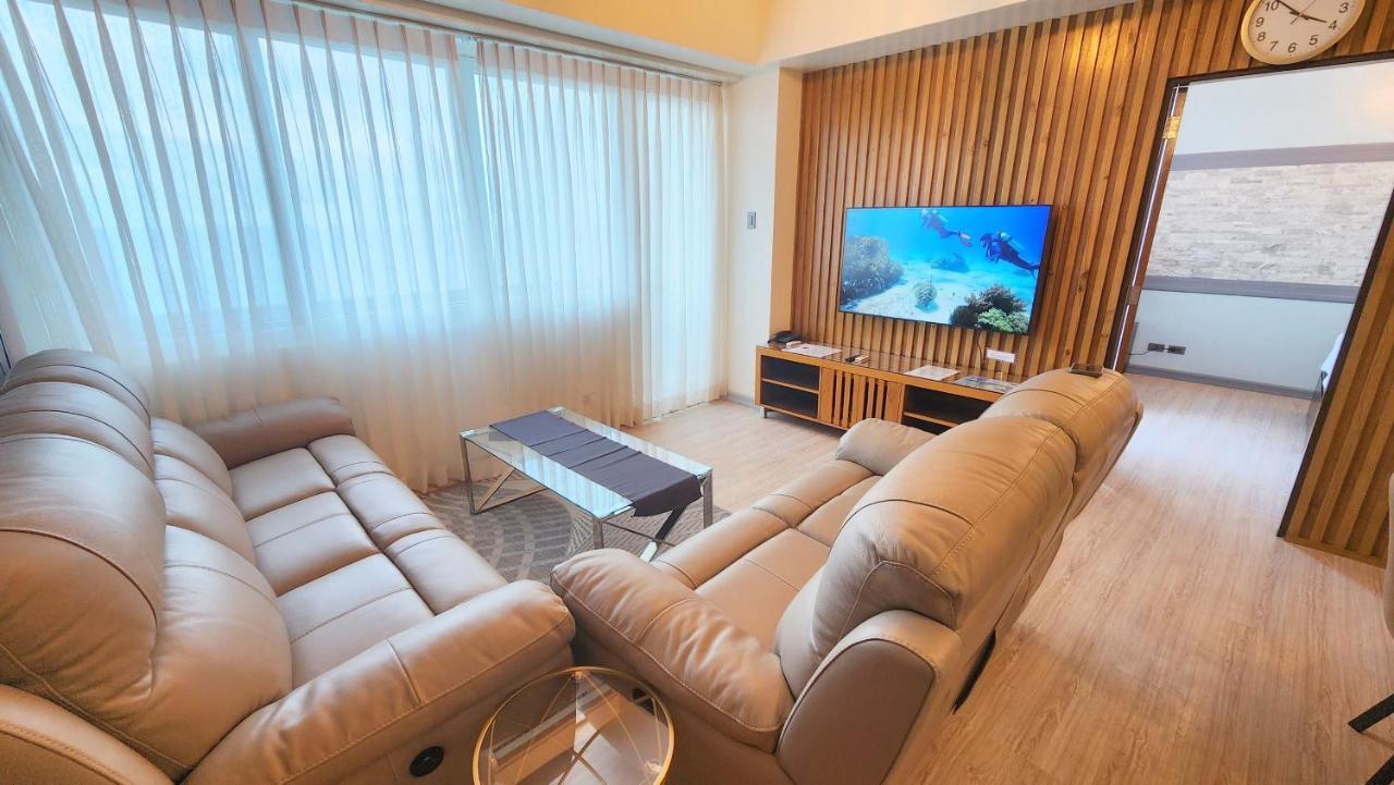 La Mirada Residences *