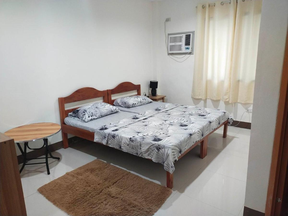 Hostel Junie House