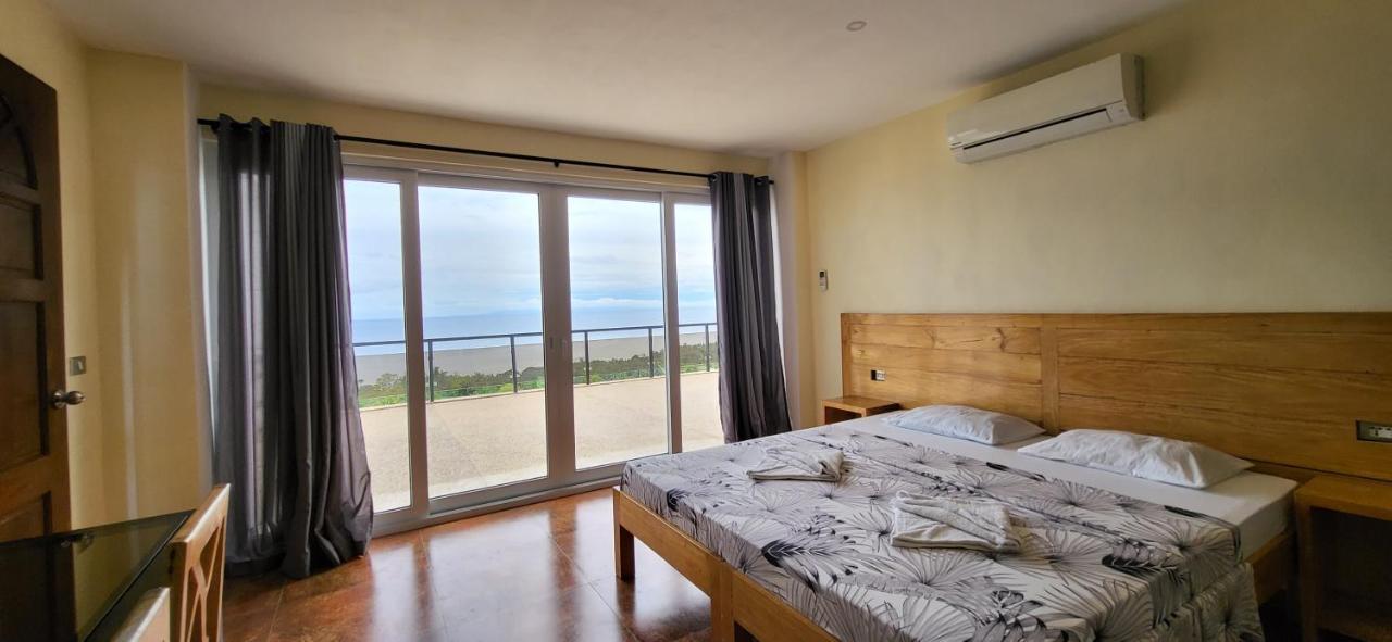 Seaview Mansion Deluxe 10 Apartment Dalaguete