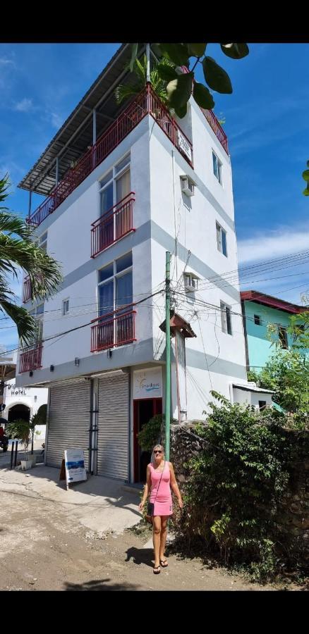 Hotel Strandhaus Condotel Moalboal