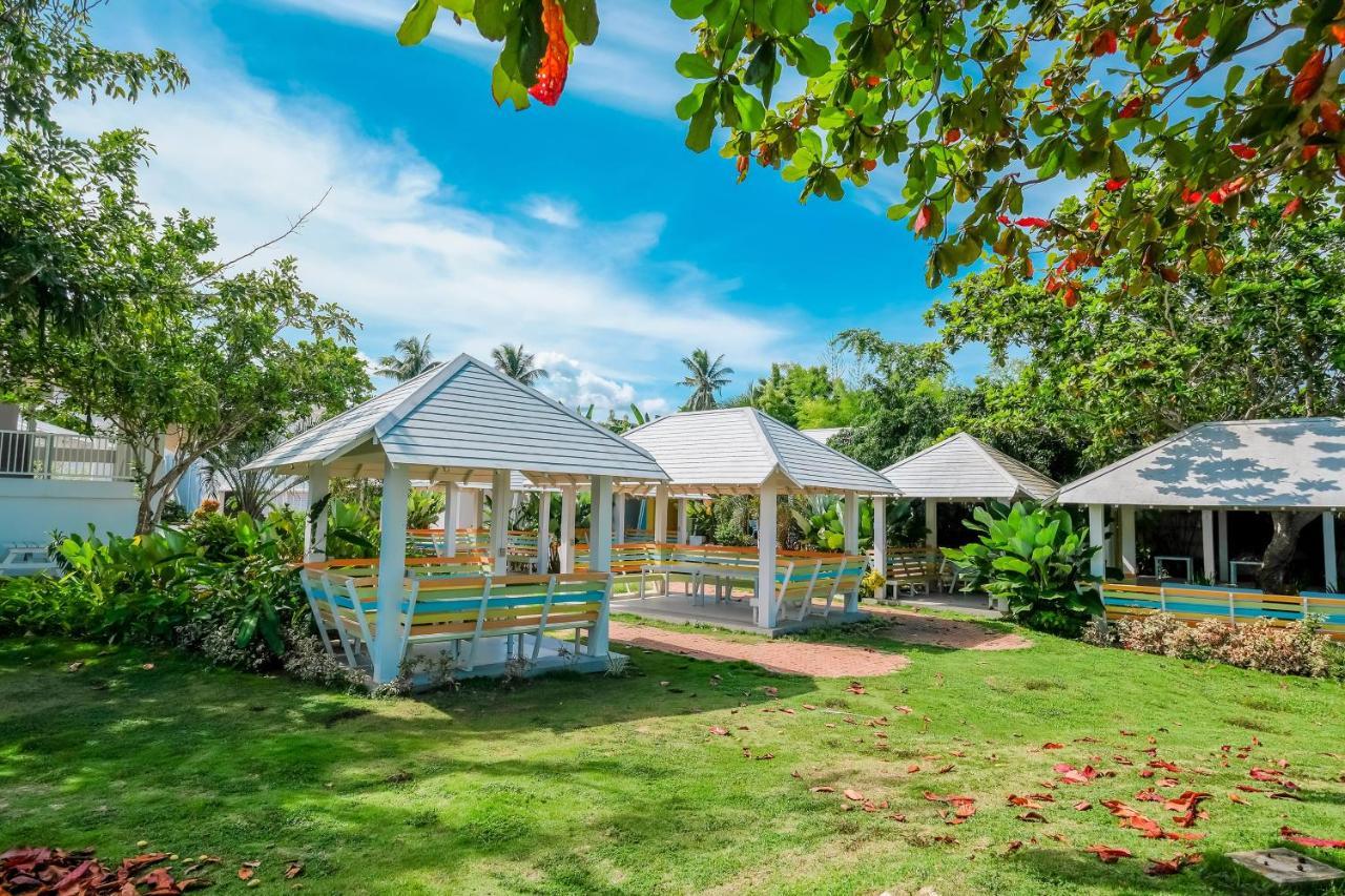 Maayo San Remigio Resort