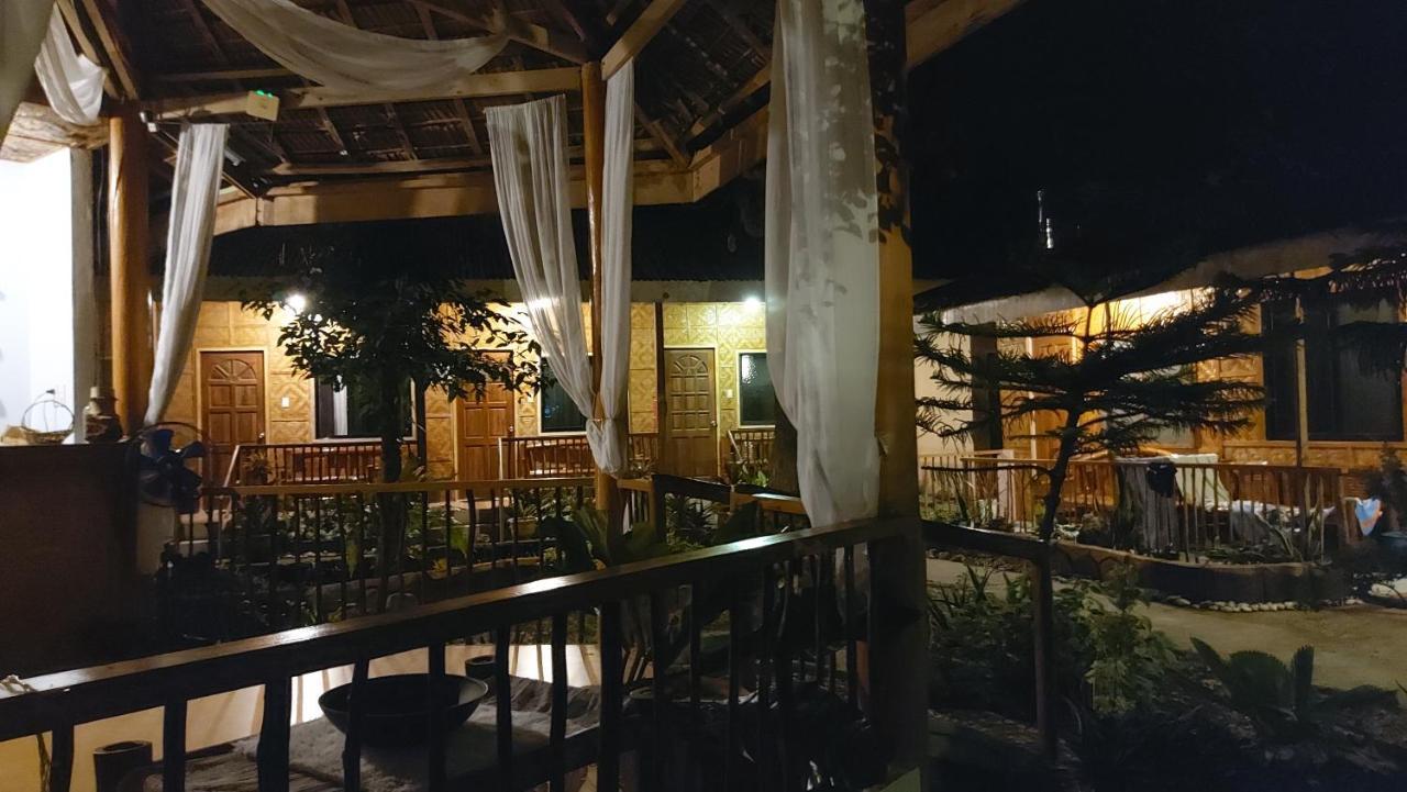 New Village Inn 2*