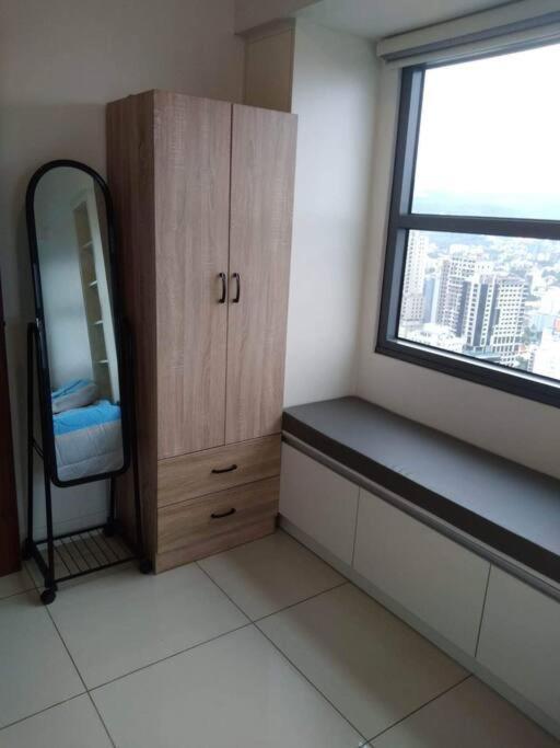 1 Bedrm Condo, Tower 2, Hor 101 *