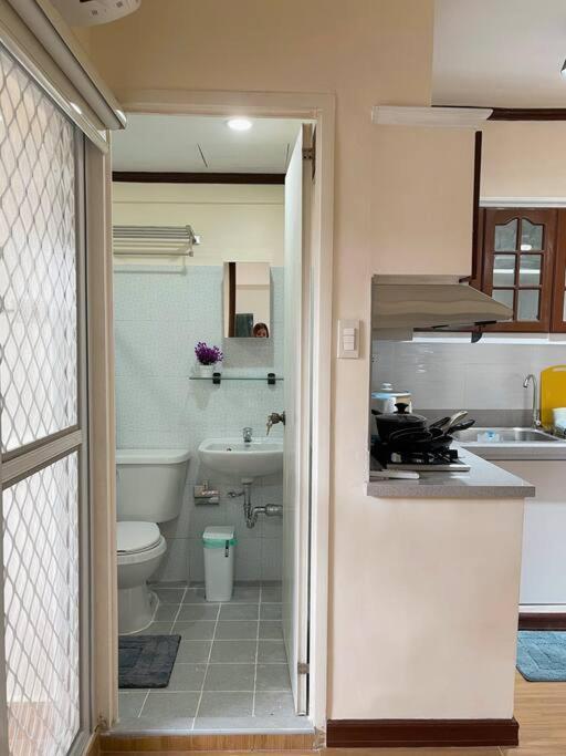 Yami's Pad At Mactan Oasis Garden Apartment Lapu-Lapu City