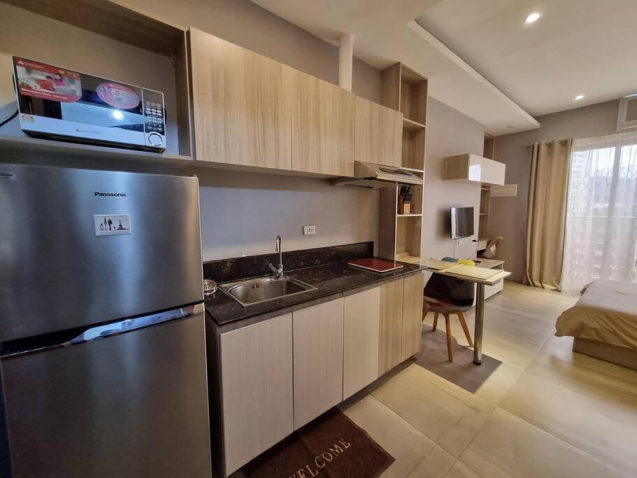 Cozy 5 Min Walk From Ayala, Business Park