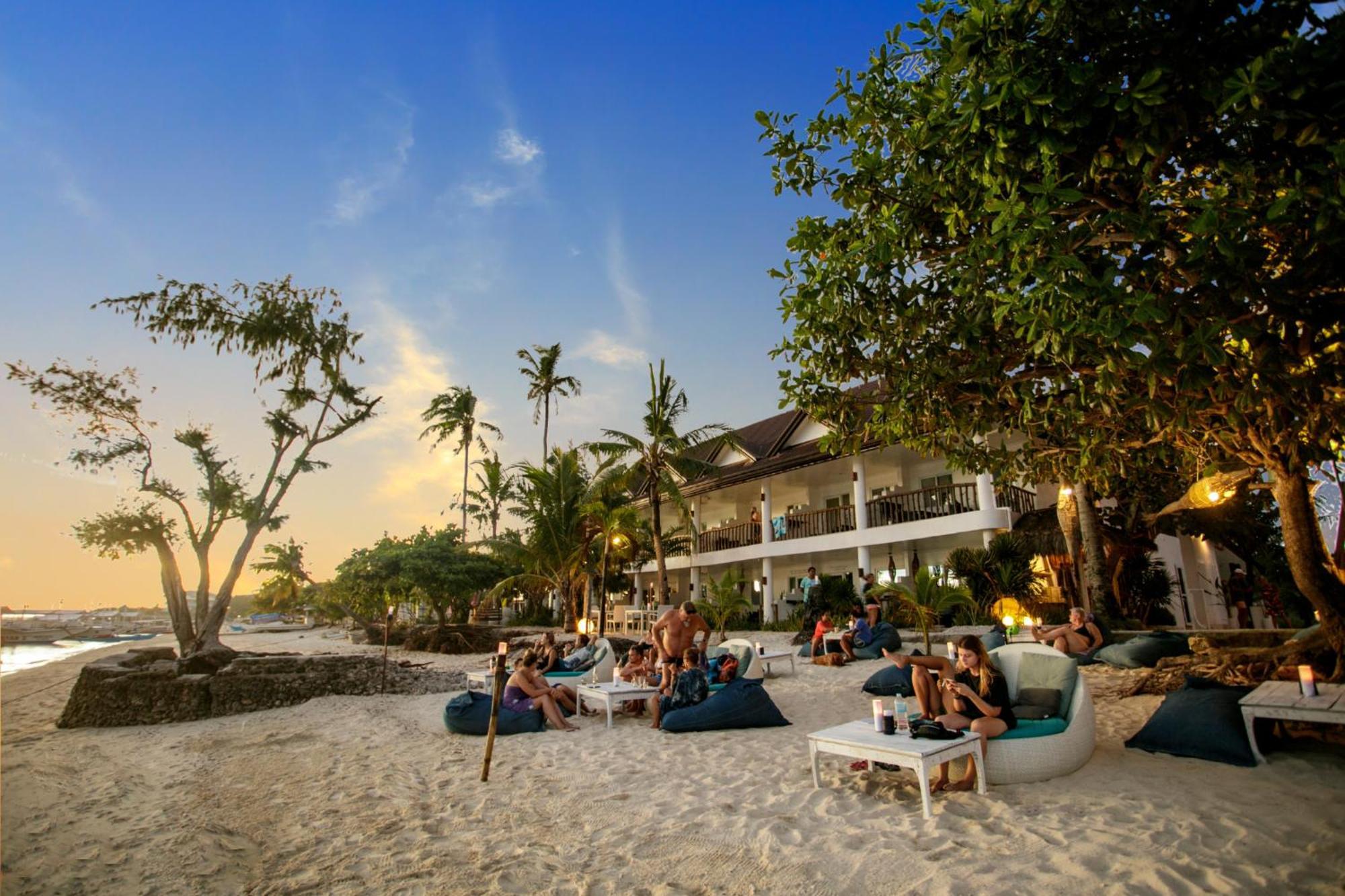 Ocean Vida And Dive Resort 3*