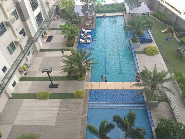 Horizon 101 A11 Near Robinson Mango Mall Square Bar+ Free Netflix Cebu