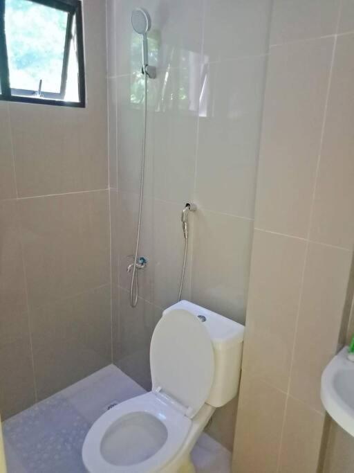 Djl House -bantayan Island * Patoa