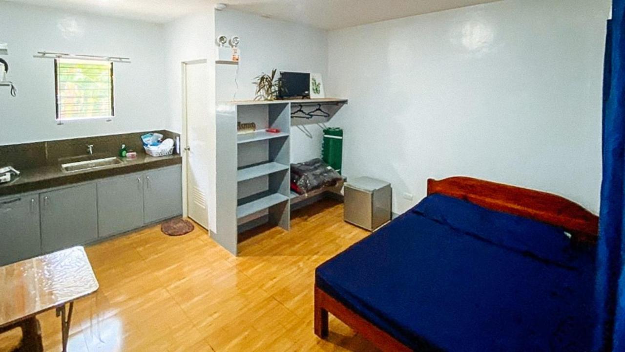 Irah's Redpartner Hotel