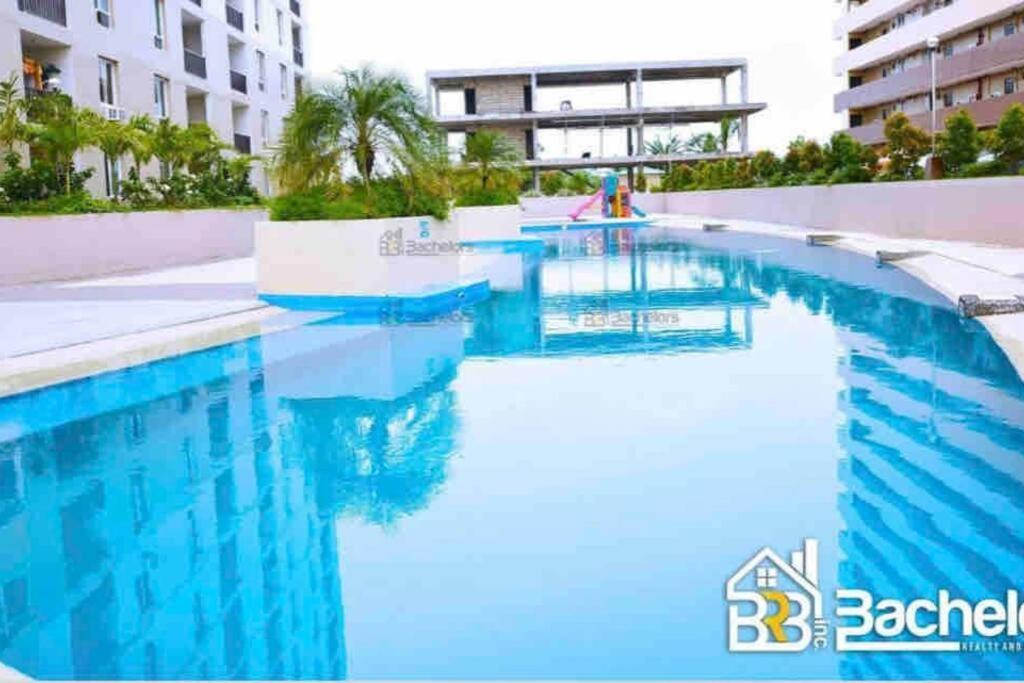 3 Bedrooms 2 Bathrooms Fully Furnished Unit Near Beach Cebu