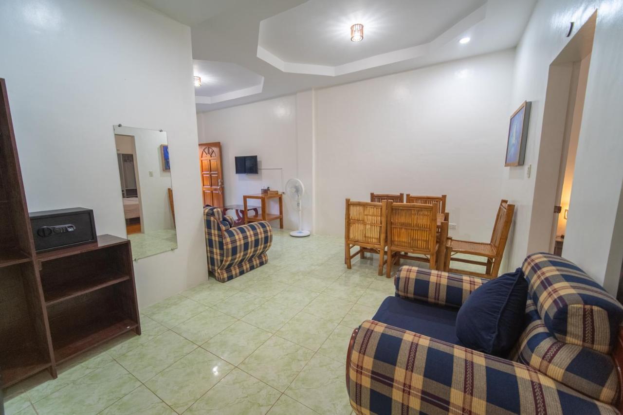 Hotel Smak's Santa Fe (Cebu)