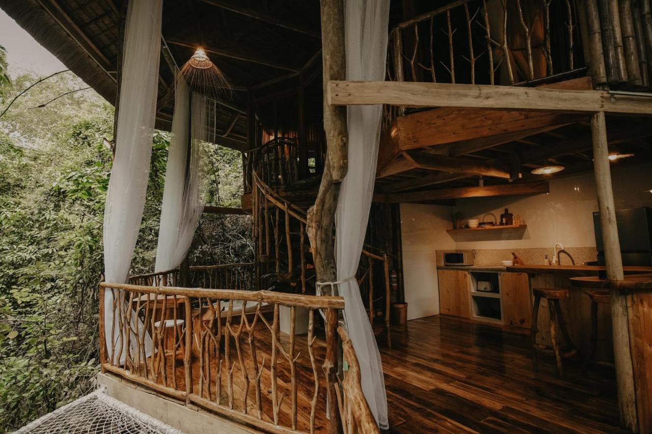 Lodge Treehouse De Valentine