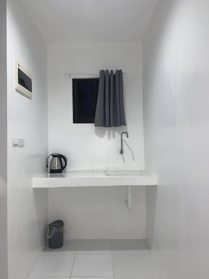 Fil's Guest house *