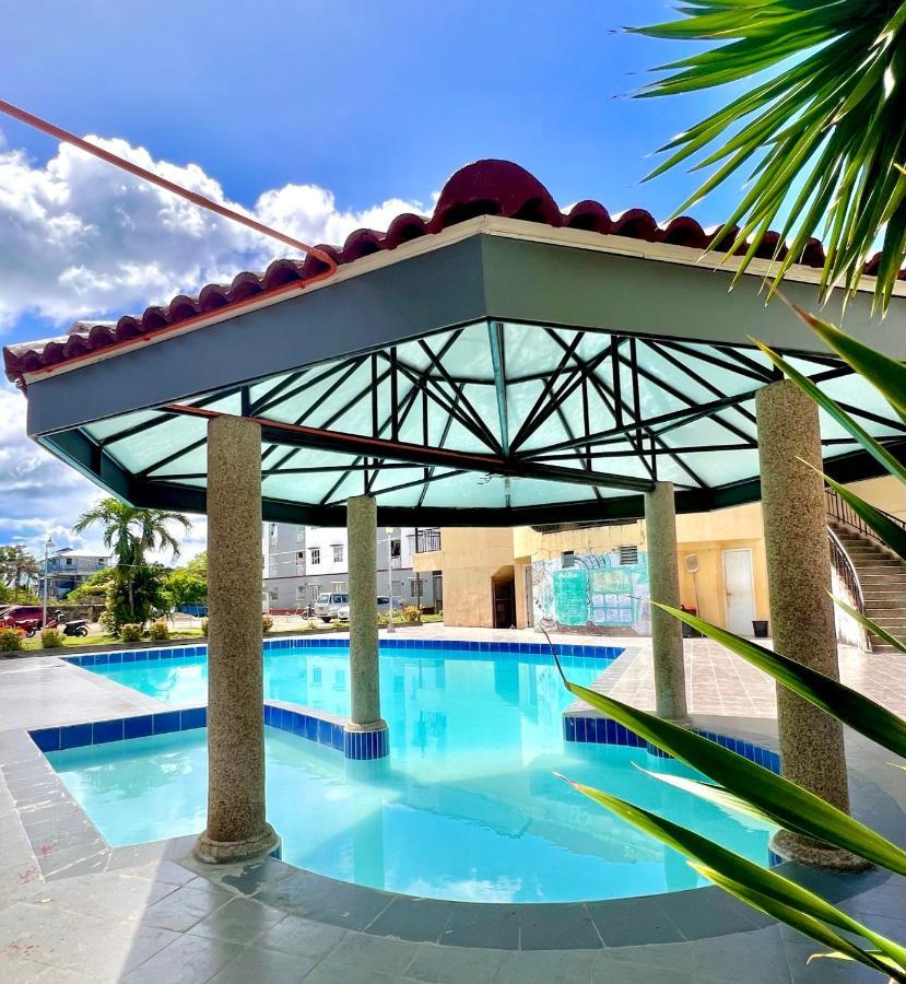 Apartment Alex's Place - U403 B11 Mactan Oasis Gardens Condominium No Elevator Lapu-Lapu City