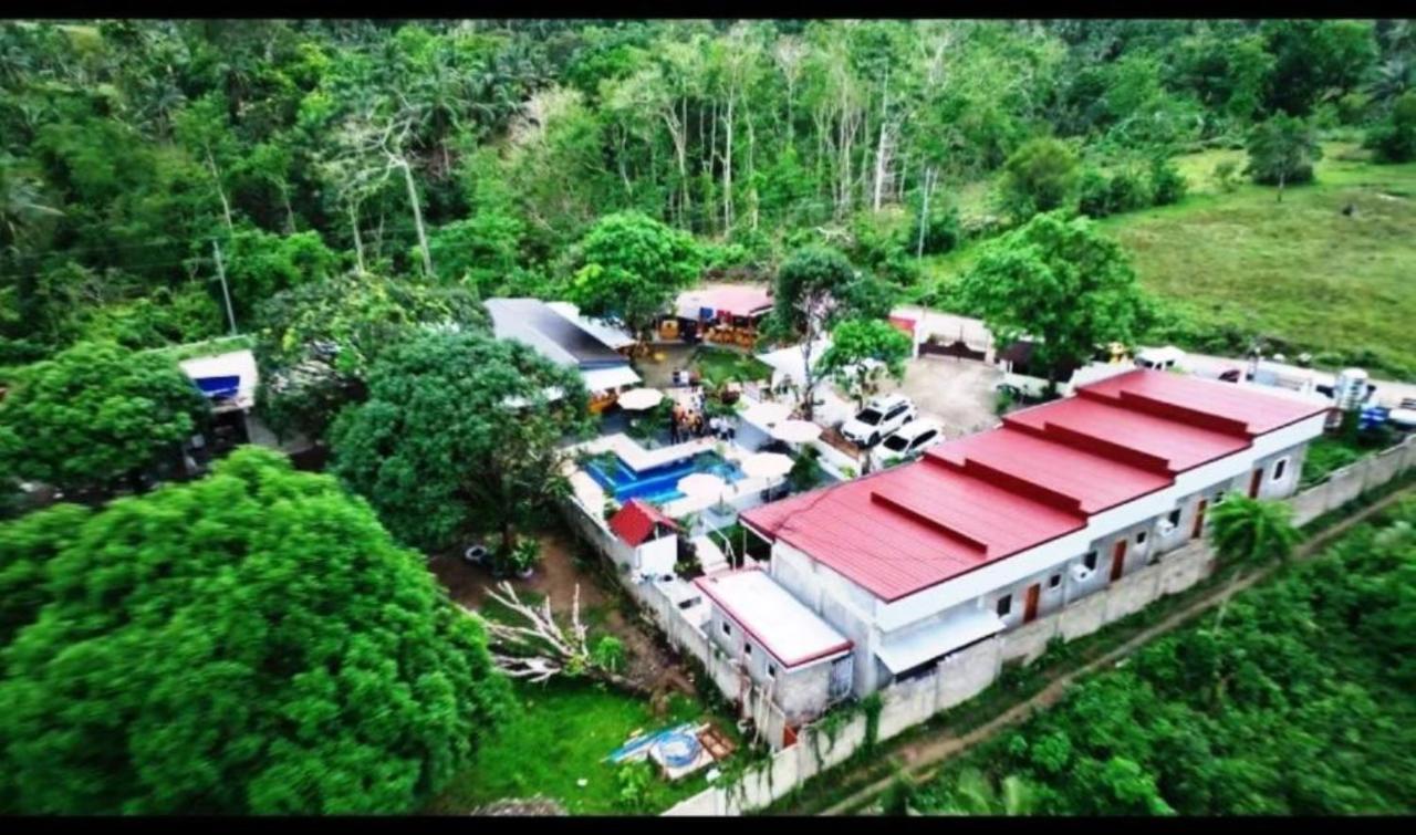 Susane Bed & Breakfast Balamban