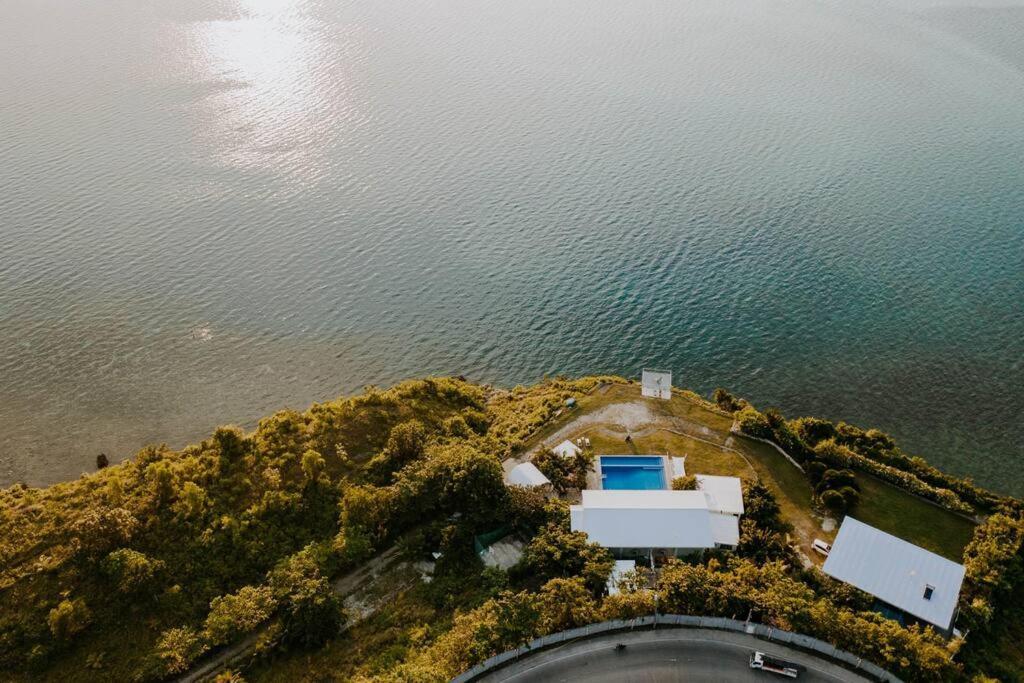 Exclusive Cliff House With Pool And Access *