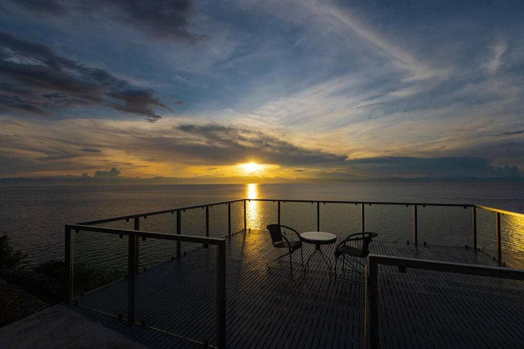 Villa Exclusive Cliff House With Pool And Access