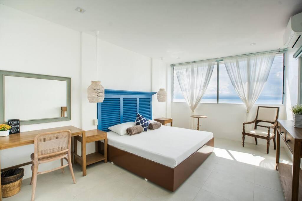 Exclusive Cliff House With Pool And Access Villa Dumanjug