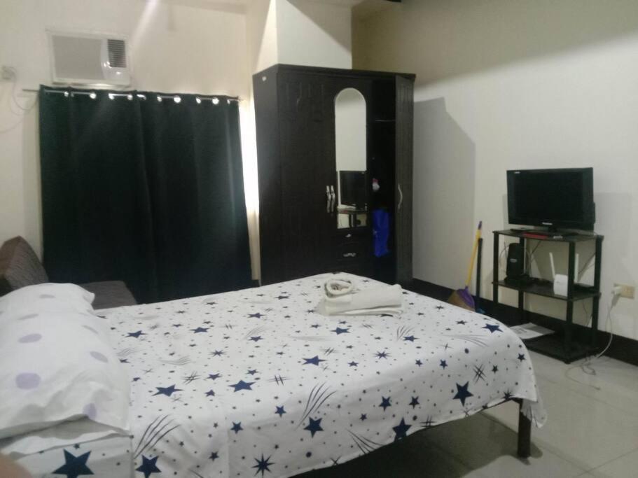 Unit Near Sm City,gaisano Mall Of Cebu,robinsons Galleria Apartment *