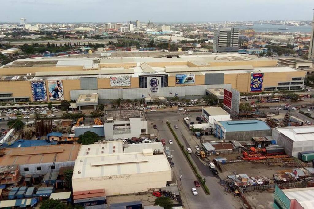 Unit Near Sm City,gaisano Mall Of Cebu,robinsons Galleria Apartment