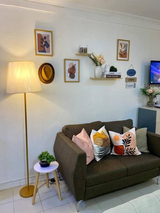 One Bedroom With Free Netflix And Wifi *
