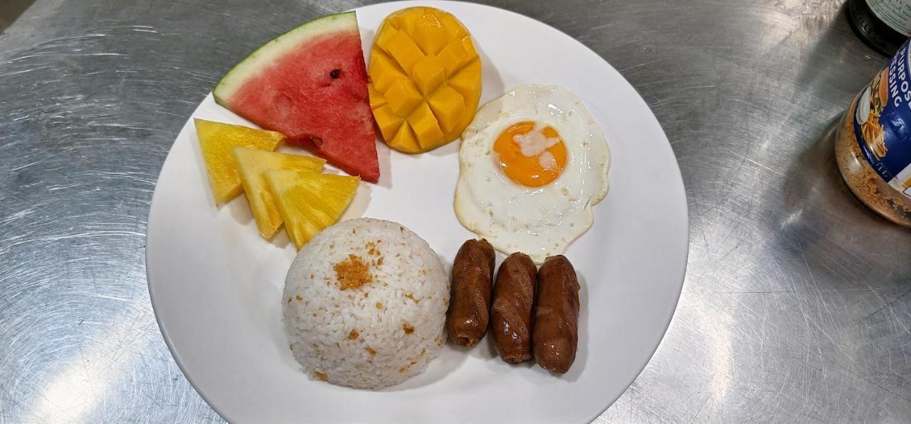 Cebu Dulcinea And Suites-mactan Airport Lapu-Lapu City