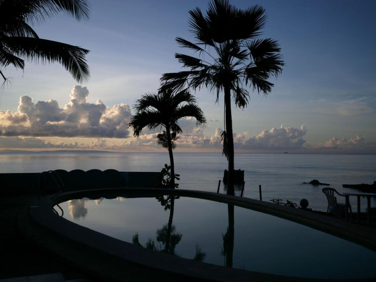 Flores Beachside Hotel Catmon