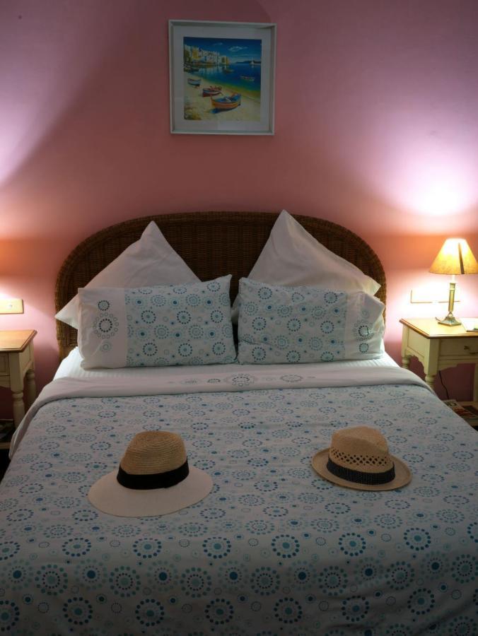 Flores Beachside 4* Catmon