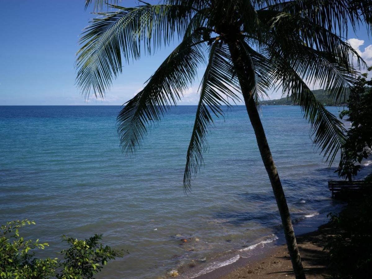 Flores Beachside 4* Catmon