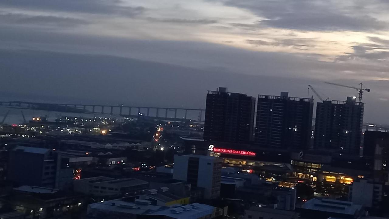 Apartment Unit Near Sm City,gaisano Mall Of Cebu,robinsons Galleria Cebu