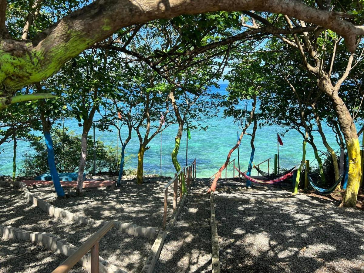 Resort Scott Camotes House