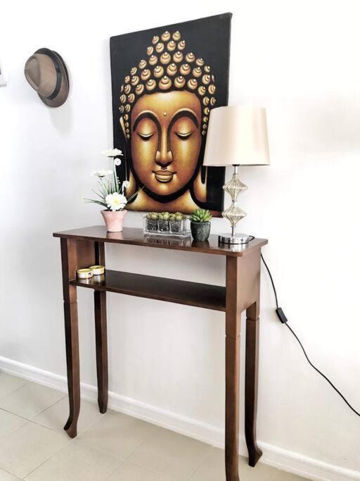 Apartment One Bedroom With Free Netflix And Wifi *