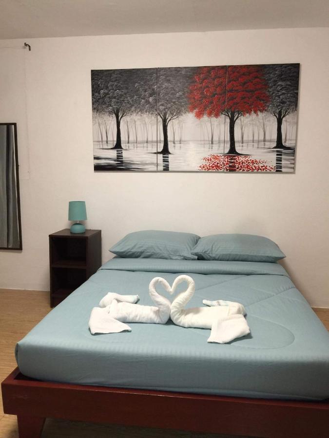 White Sands Maribago Cebu Tourist Area Apartment *
