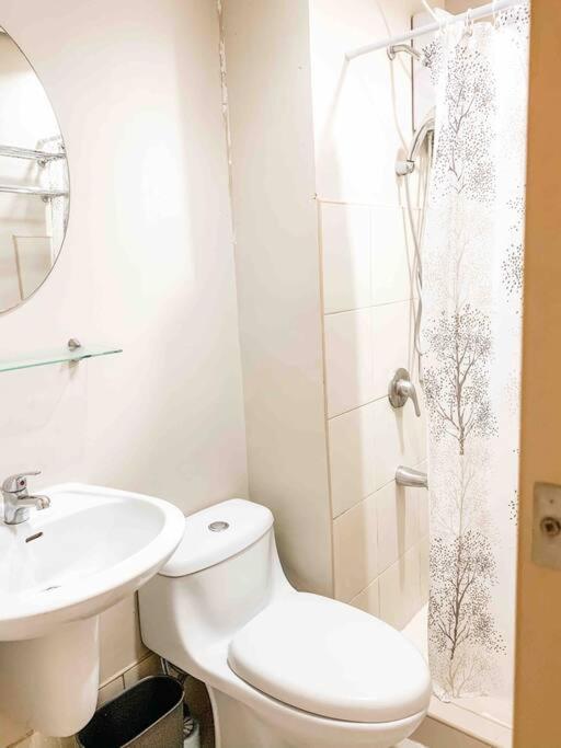 In Avida Towers It Park Apartment