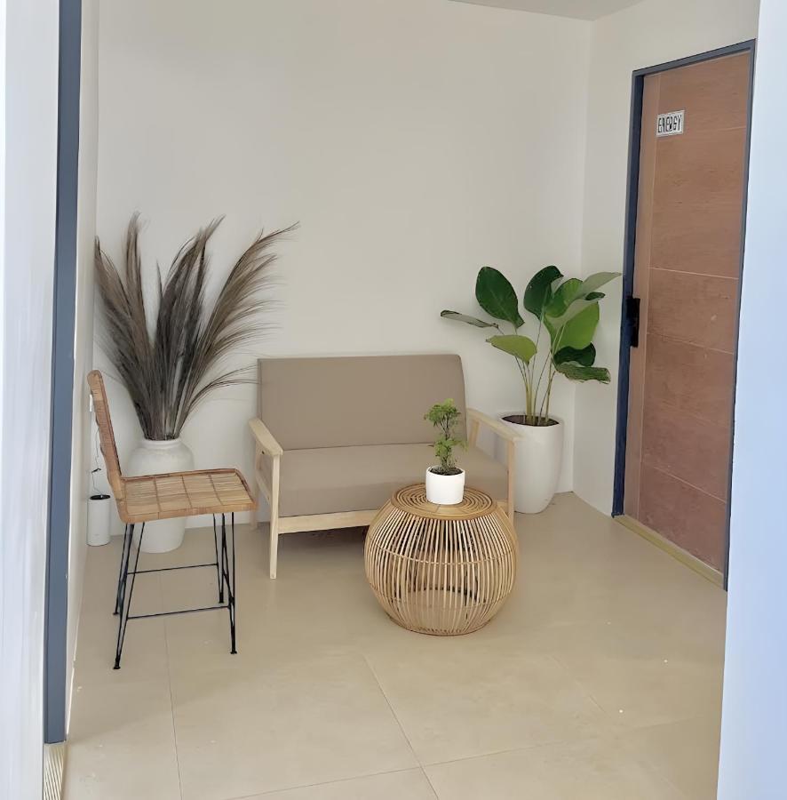 Apartment New Modern Near Airport & Sudtungan