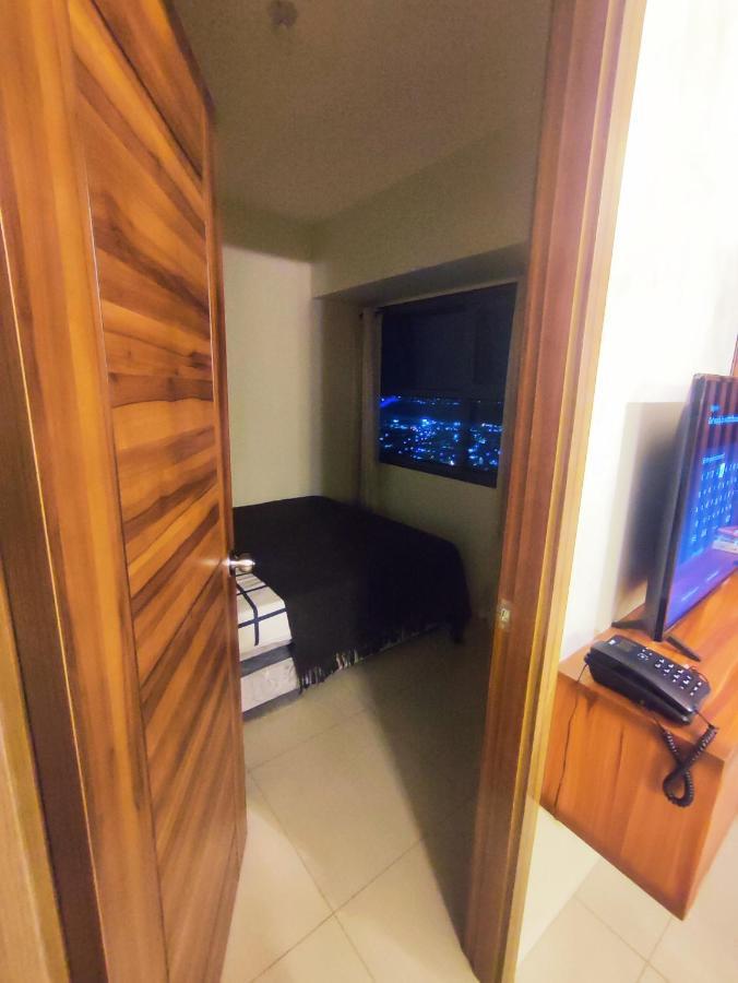 Horizon 101 Cclx Sea View Unit 47f Cebu