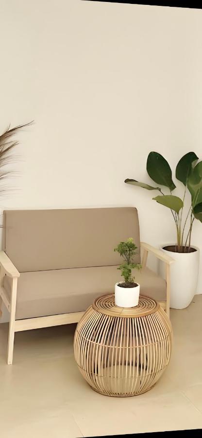 New Modern Near Airport & Apartment *