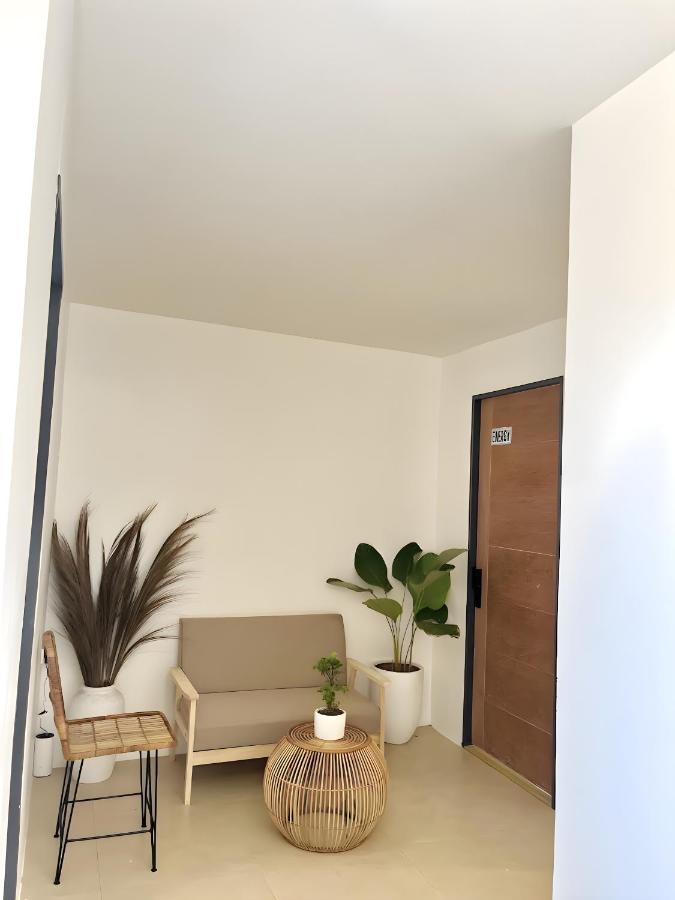 Apartment New Modern Near & Airport *