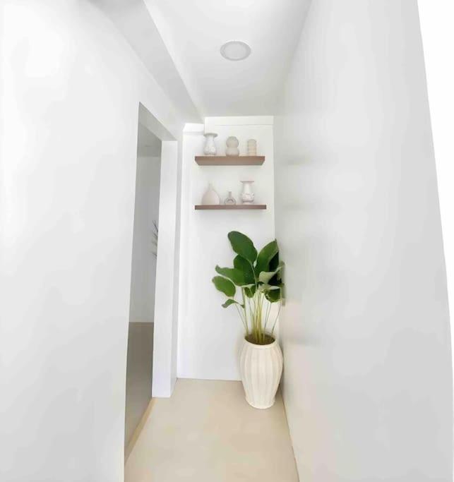 Apartment New Modern Near & Airport Sudtungan