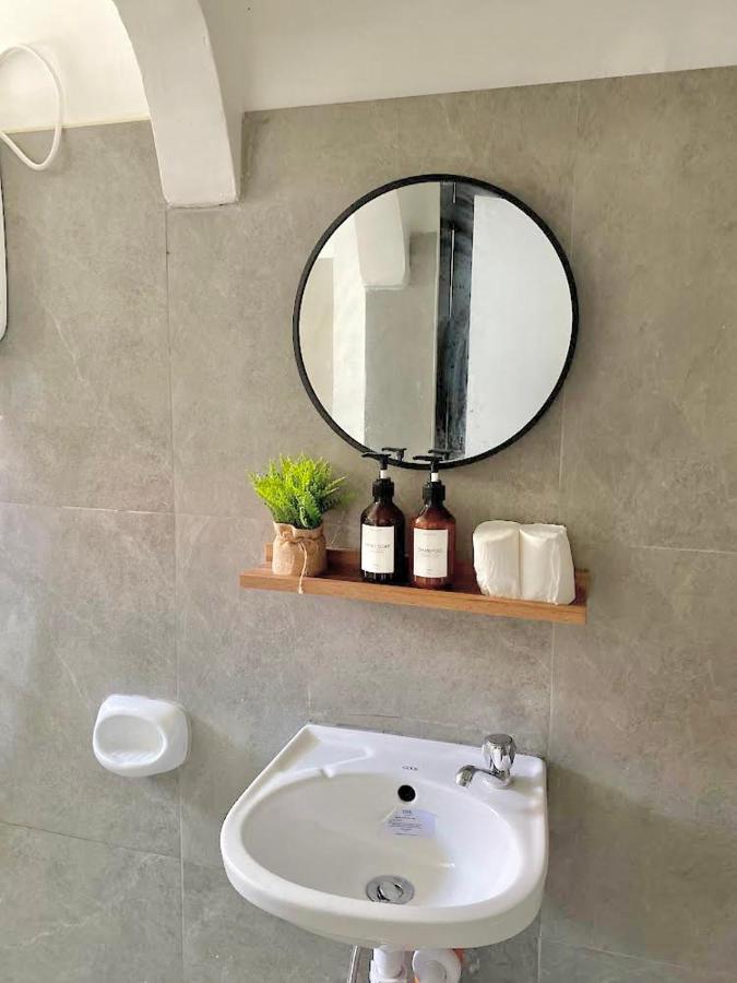 New Modern Near Airport & Apartment *