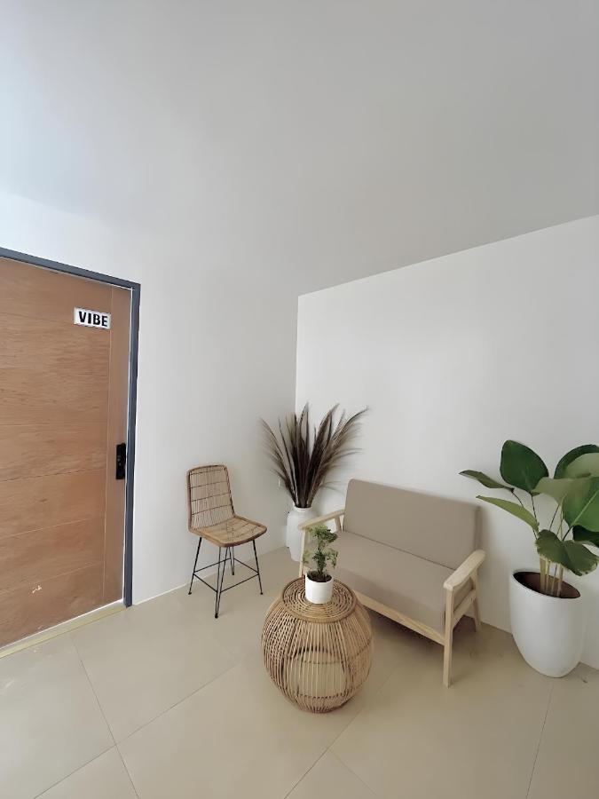 Apartment New Modern Near Airport, And Fast Wi-fi