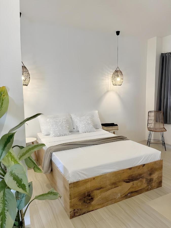 New Modern Near Airport, And Fast Wi-fi Sudtungan
