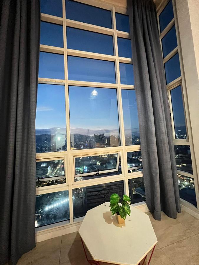 Apartment Home-like 2br Unit In The Center Cebu