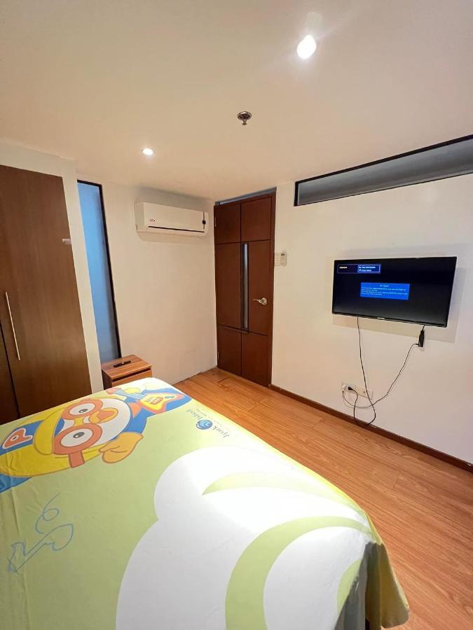 Home-like 2br Unit In The Center Apartment Cebu