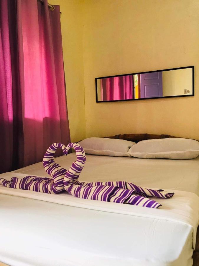 Hostel Romantic Place