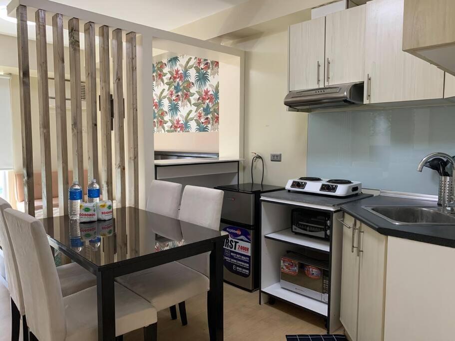 Apartment Comfy Avida W/ Pool Cebu