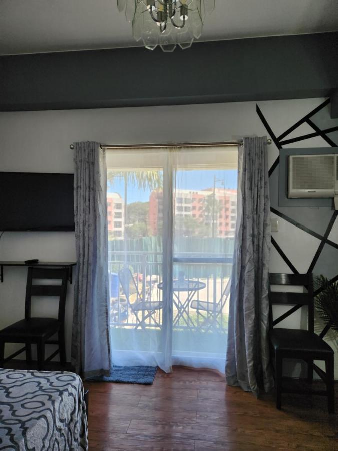 Apartment Azur Suites: Stylish Airport Retreat With Netflix & Luxe Pool Lapu-Lapu City