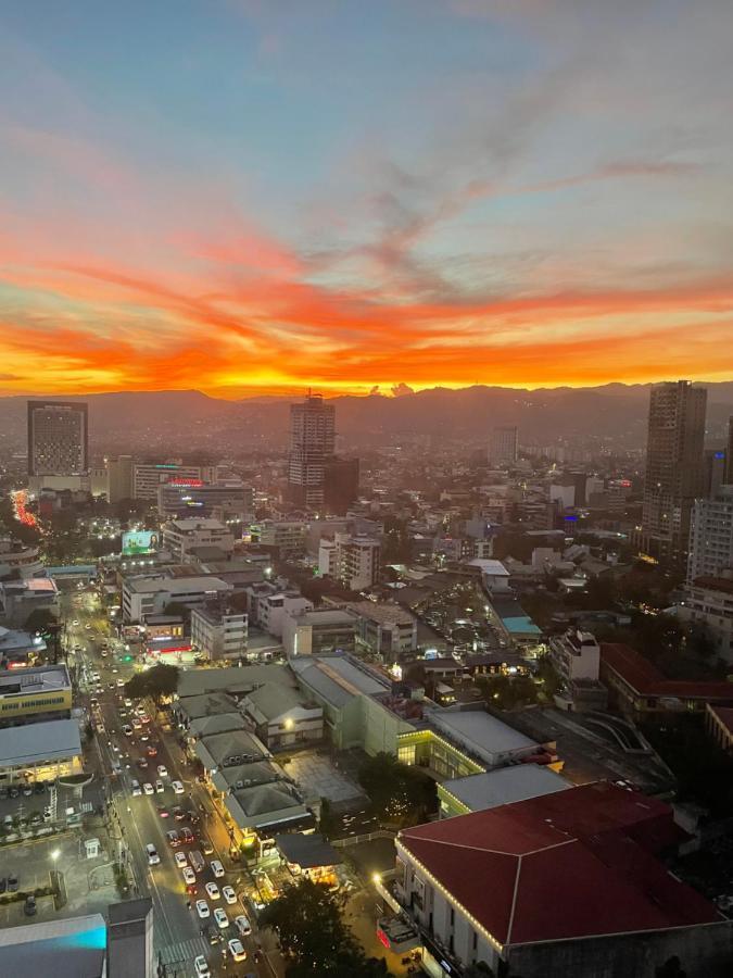 The Tallest Building In Horizons 101 * Cebu
