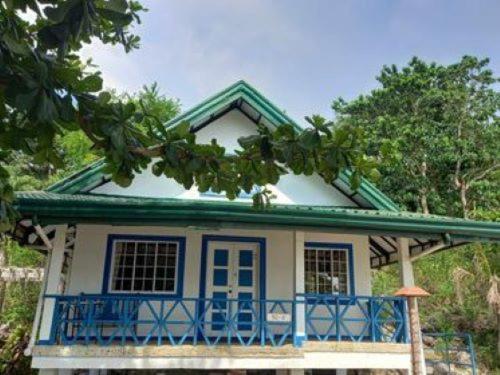 Hotel Zhang And Dive Center Opc Daanbantayan