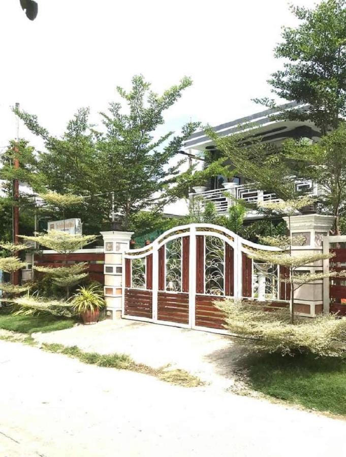 The Veehive Bed & Breakfast